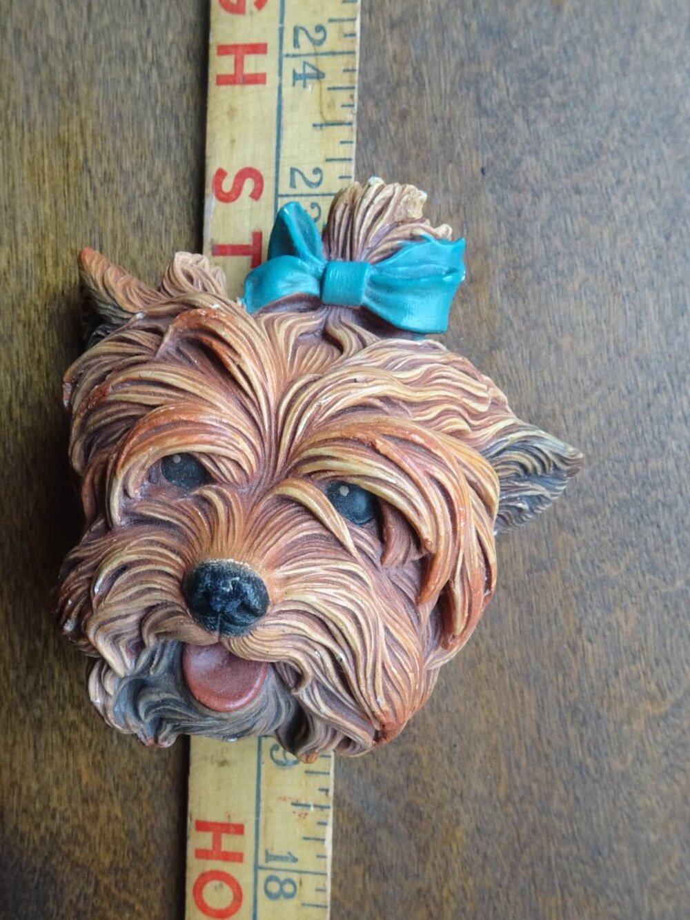 Bossons Dog Wall Plaque Made in England
